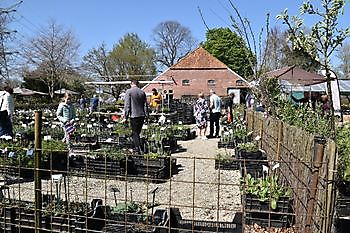 Noordelijke Kwekerijdagen - Het Tuinpad Op / In Nachbars Garten