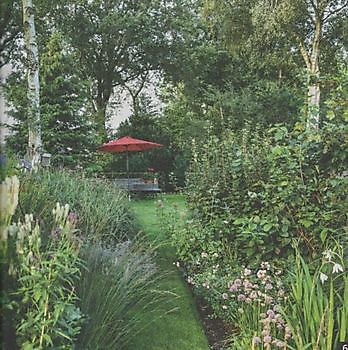 De weelde van stilte - Het Tuinpad Op / In Nachbars Garten