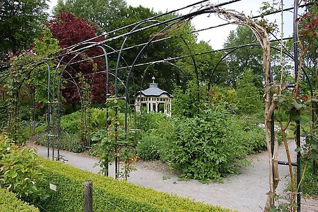 Burg Verhildersum Leens