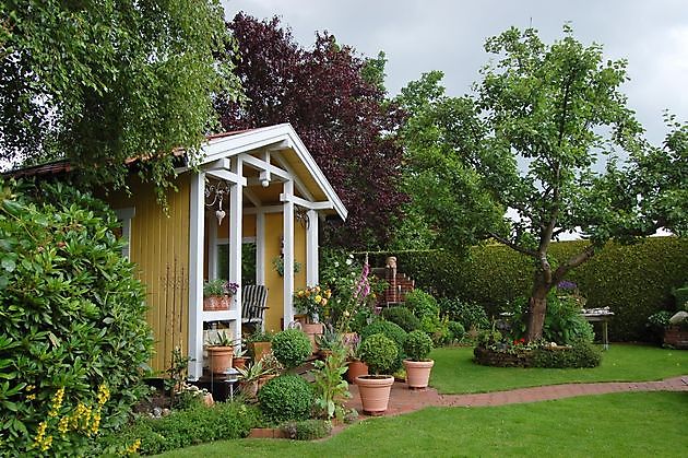 Rita & Andreas Fleischer Leer - Het Tuinpad Op / In Nachbars Garten