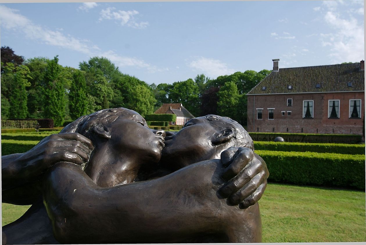 Borg Verhildersum - Het Tuinpad Op / In Nachbars Garten