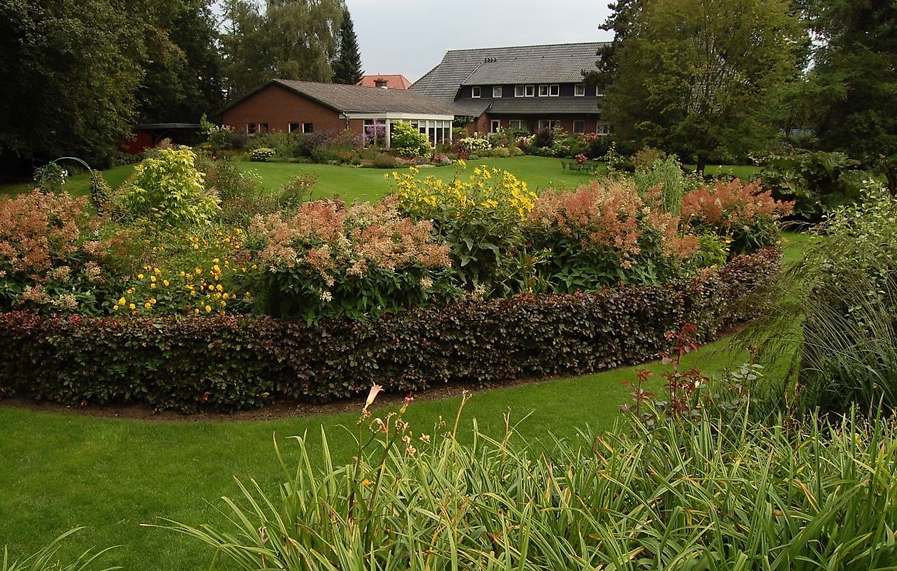 Vechtetaltuin - Het Tuinpad Op / In Nachbars Garten