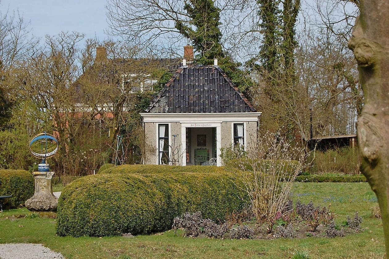 Domies Toen - Het Tuinpad Op / In Nachbars Garten