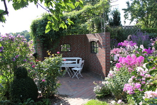 Tuin Meyer - Het Tuinpad Op / In Nachbars Garten