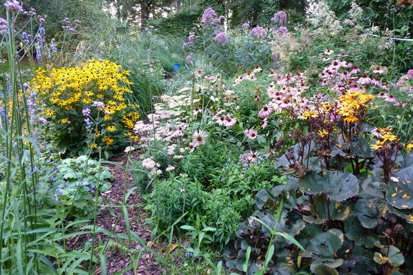 Lieselotte Cramer - Het Tuinpad Op / In Nachbars Garten