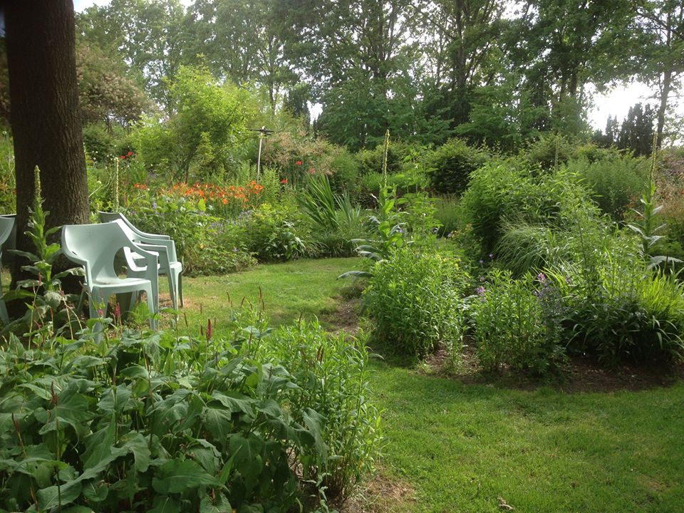 De Luie Tuinman - Het Tuinpad Op / In Nachbars Garten