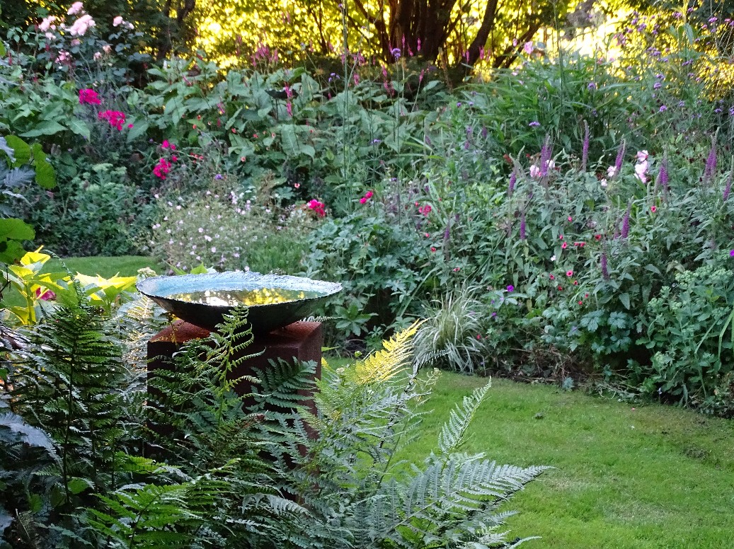 De Houtstek - Het Tuinpad Op / In Nachbars Garten