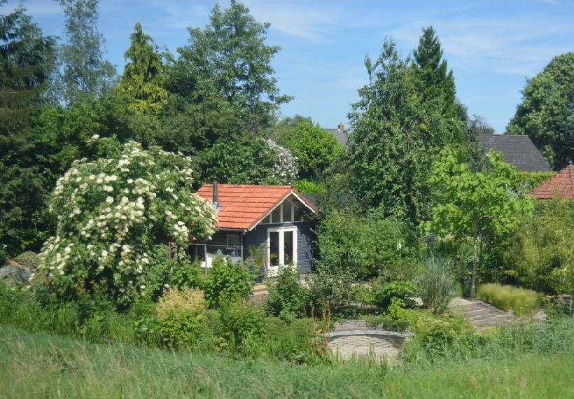 De Eexterhof - Het Tuinpad Op / In Nachbars Garten