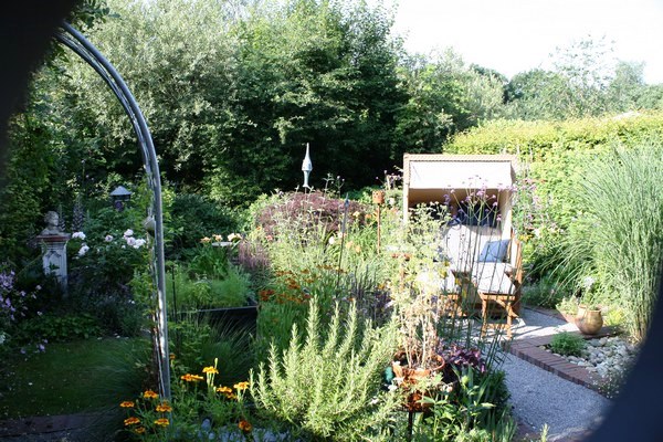 Tuin Andrea & Axel Hoffmann - Het Tuinpad Op / In Nachbars Garten