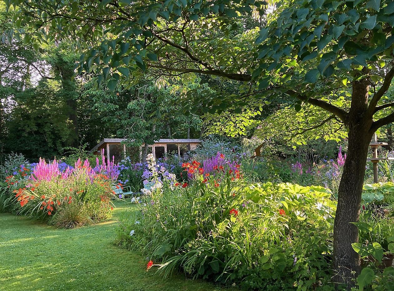 Tuin Marie-José Tepe - Het Tuinpad Op / In Nachbars Garten