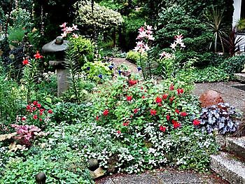 Johannes Wiemker - Het Tuinpad Op / In Nachbars Garten