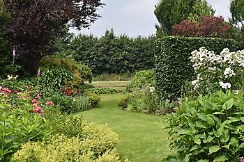 Meerstadtuin - Het Tuinpad Op / In Nachbars Garten